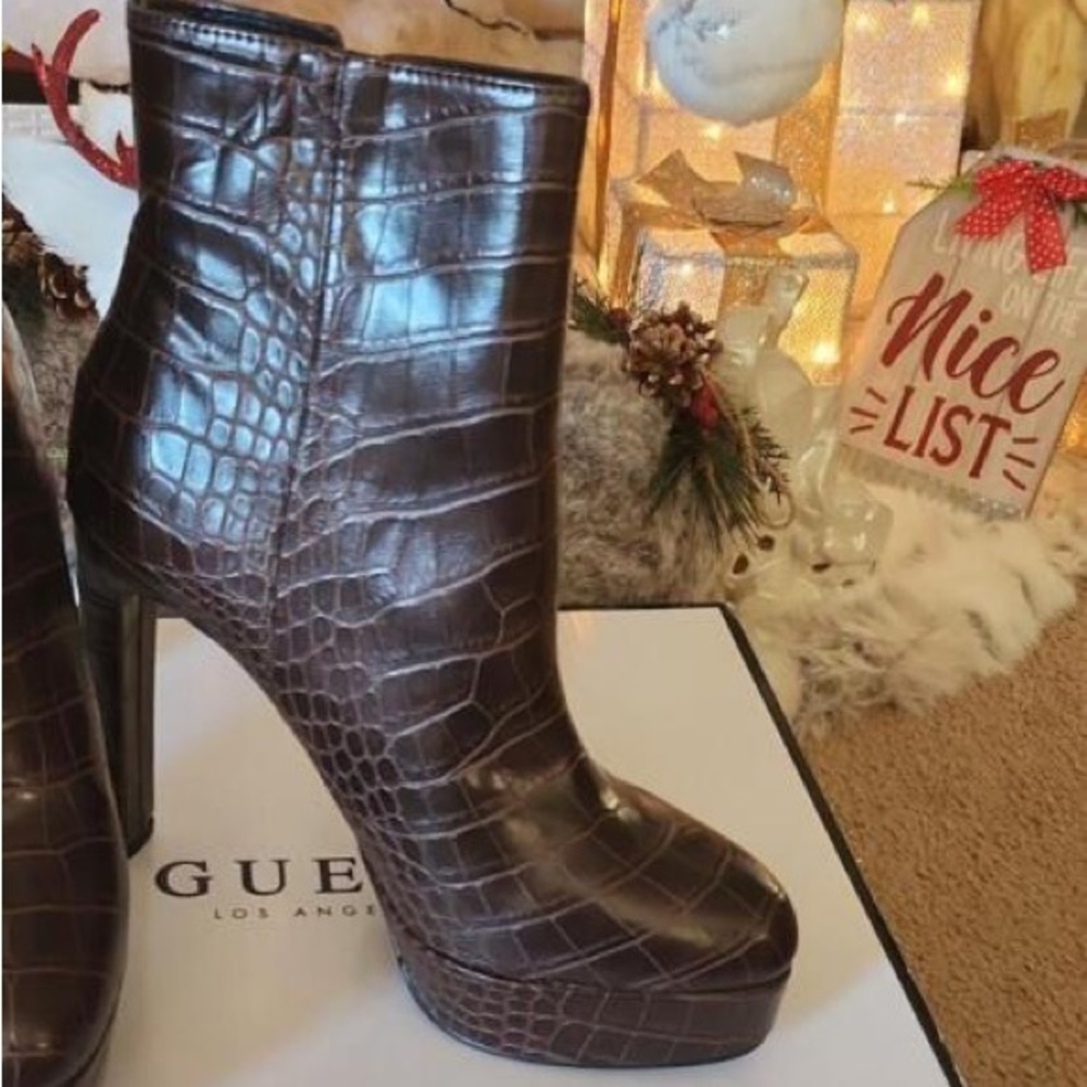 GUESS Boot heels - Picture 4 of 7